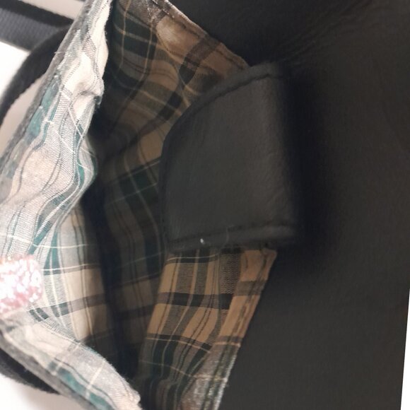 Leather Black Wild West Sling Crossbody Bag - Picture 8 of 10